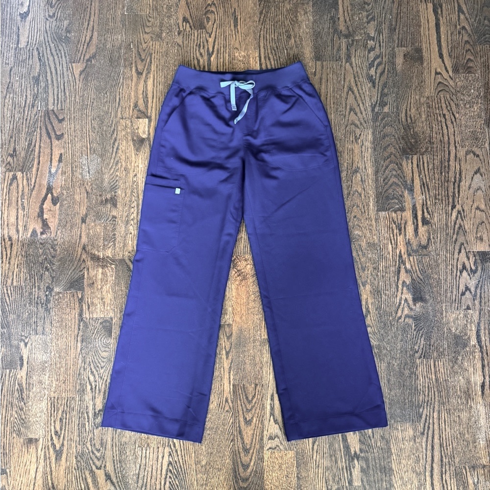 FIGS Isabel High Waisted Scrub pants